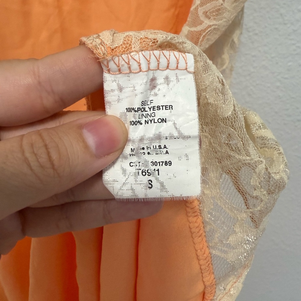 Lush Orange and Cream Lace Tank Top Size Small - Picture 3 of 4